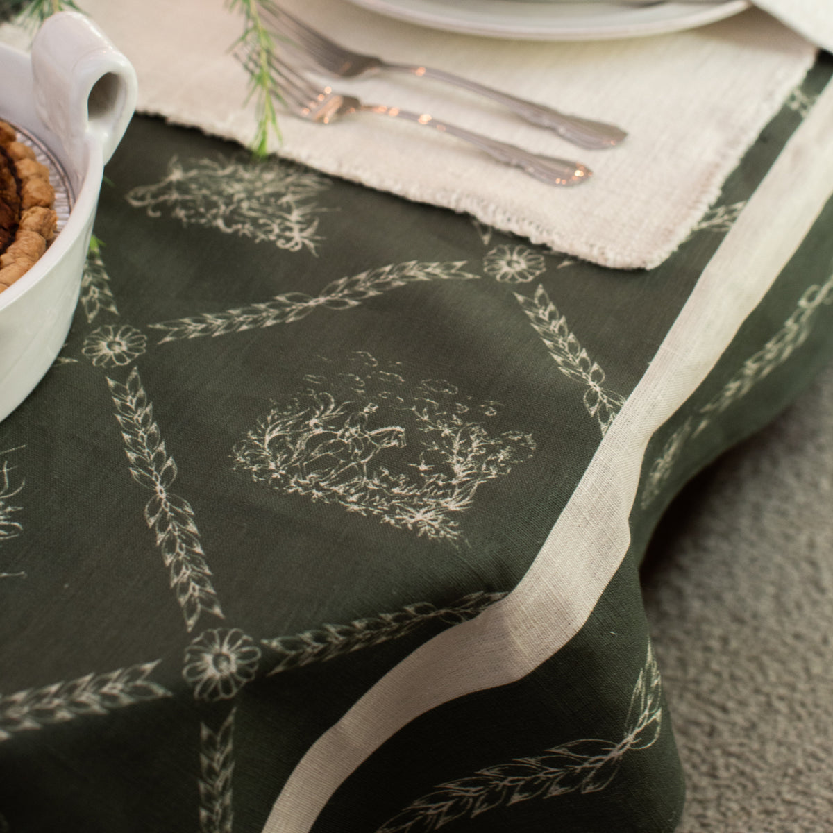 Countryside Christmas Tablecloth