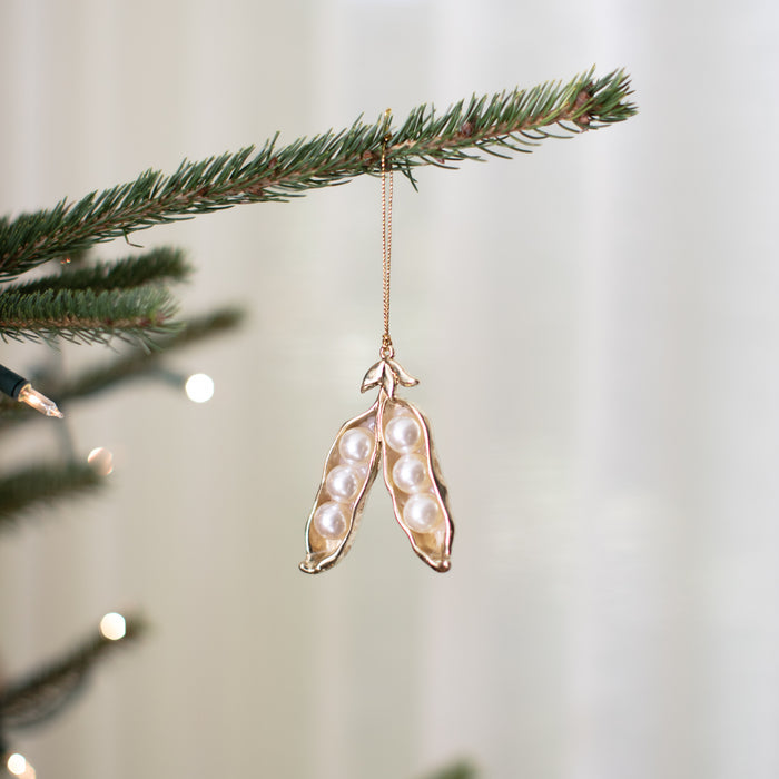 Two Peas in a Pod Pearl Ornament